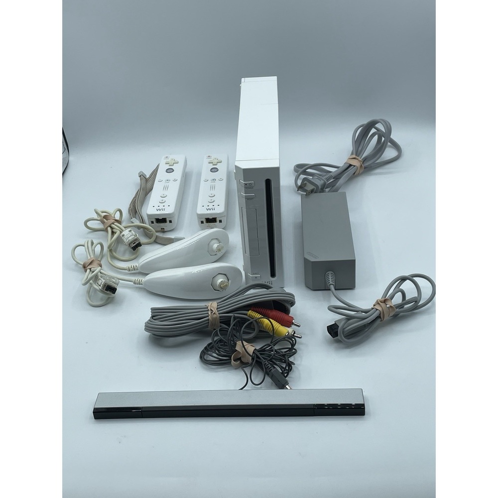 Nintendo Wii Bundle Model RVL-001 White Console & Accessories For Parts/Repair